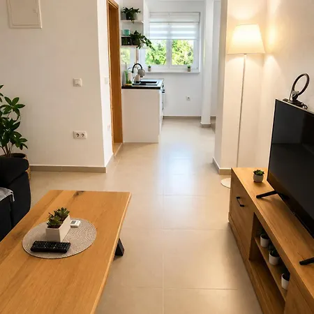Christina Apartment *